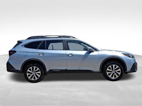 Used 2021 Subaru Outback Premium AWD/4WD image 8