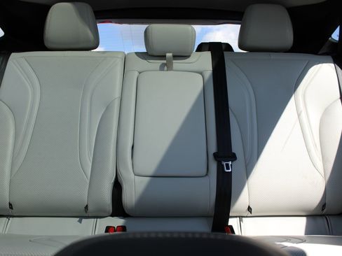 Used 2022 Ford Mustang Mach-E Premium image 13