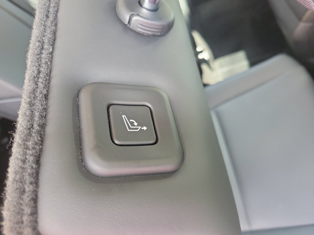 Used 2025 Hyundai Santa Fe XRT AWD/4WD image 38
