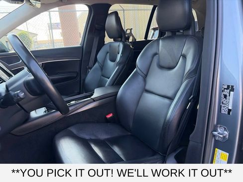 Used 2020 Volvo XC90 T5 Momentum w/ Protection Package AWD/4WD image 10