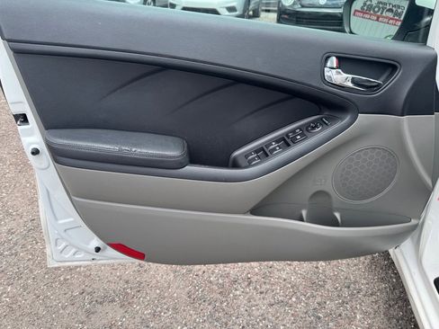 Used 2015 Kia Forte EX image 13