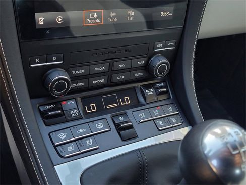 Used 2024 Porsche 718 Cayman S w/ Premium Package image 24