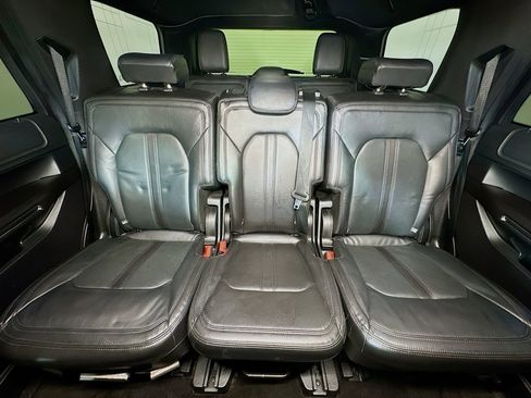 Used 2018 Ford Expedition Limited w/ Equipment Group 301A RWD image 13