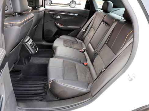 Used 2014 Chevrolet Impala LT image 22