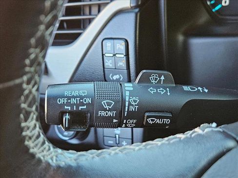 Used 2019 GMC Yukon XL Denali w/ Denali Ultimate Package image 16