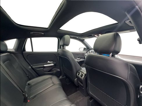 Used 2022 Mercedes-Benz GLA 250 4MATIC w/ Premium Package Lite image 25