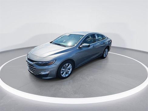 Used 2023 Chevrolet Malibu LT image 4