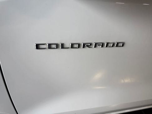 Used 2024 Chevrolet Colorado W/T w/ Safety Package RWD image 8