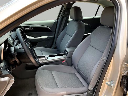 Used 2013 Chevrolet Malibu LS w/ Protection Package FWD image 8