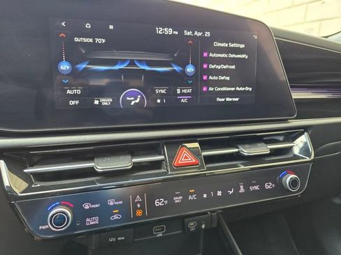 Used 2023 Kia Niro Wave w/ Wave Preserve Package FWD image 53