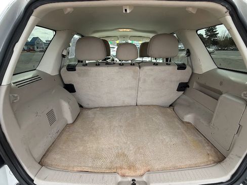Used 2010 Ford Escape Limited image 13