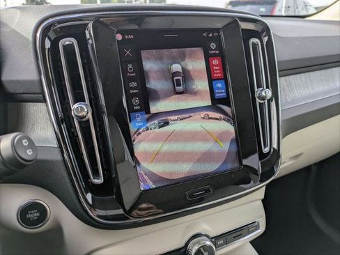 New 2026 Volvo XC40 B5 Plus w/ Protection Package Premier image 10