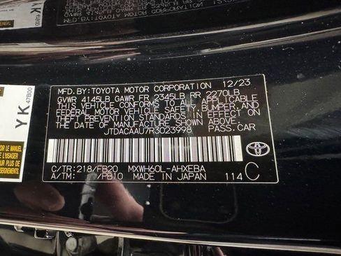 Used 2024 Toyota Prius LE image 30