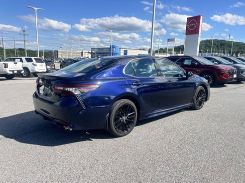 Used 2022 Toyota Camry XSE FWD image 10