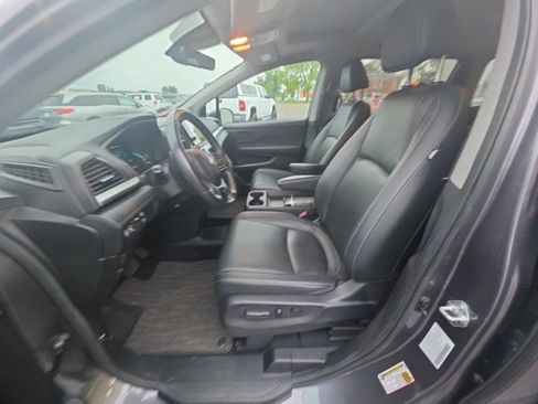 Used 2024 Honda Odyssey EX-L image 12