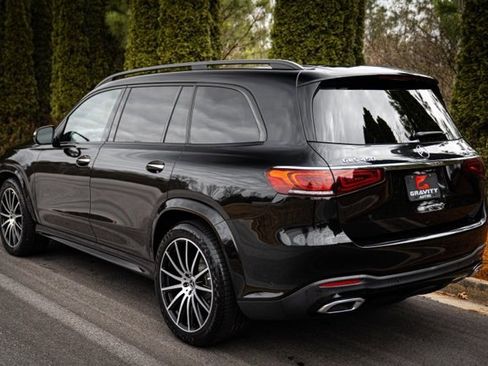 Used 2022 Mercedes-Benz GLS 450 4MATIC w/ AMG Line Exterior image 15