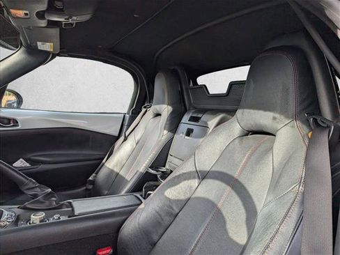 Used 2019 MAZDA MX-5 Miata Grand Touring image 14