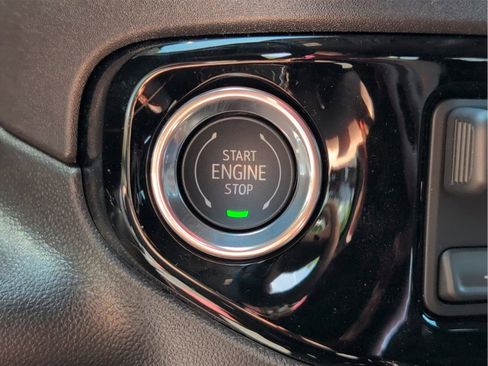 New 2026 GMC Sierra 1500 Elevation image 9