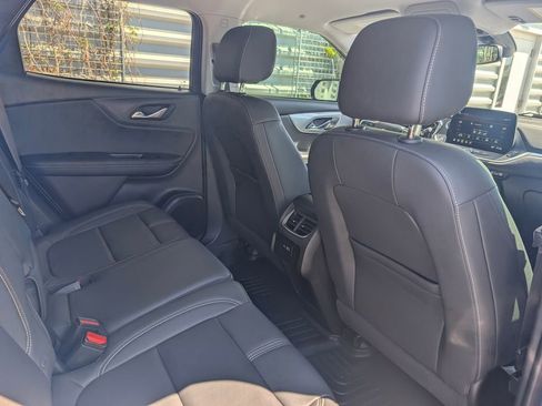 Used 2024 Chevrolet Blazer LT AWD/4WD image 15