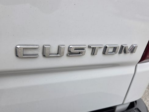 Used 2023 Chevrolet Silverado 1500 Custom RWD image 19