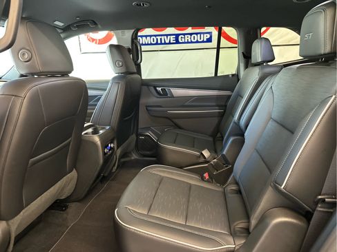 New 2026 Buick Enclave Sport Touring image 21