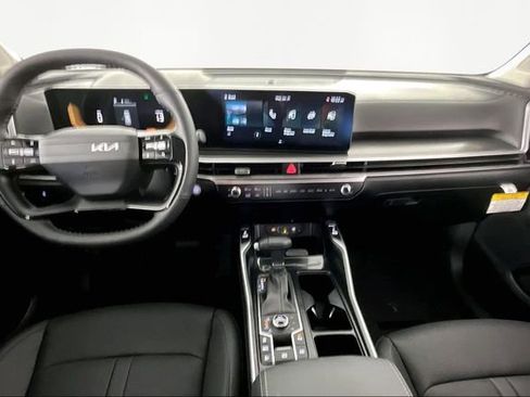 New 2026 Kia Sorento S image 6