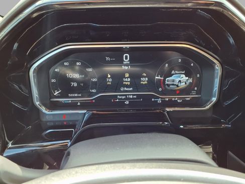 Used 2022 GMC Sierra 1500 Elevation w/ Elevation Premium Package AWD/4WD image 15