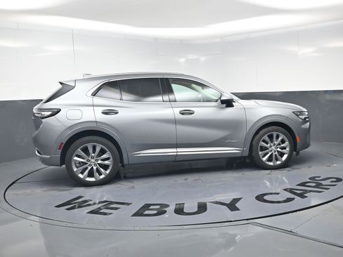 Used 2023 Buick Envision Avenir image 10