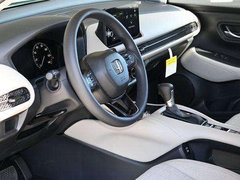 New 2027 Honda HR-V LX image 14