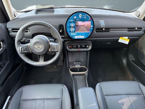 Certified 2025 MINI Cooper S FWD image 26