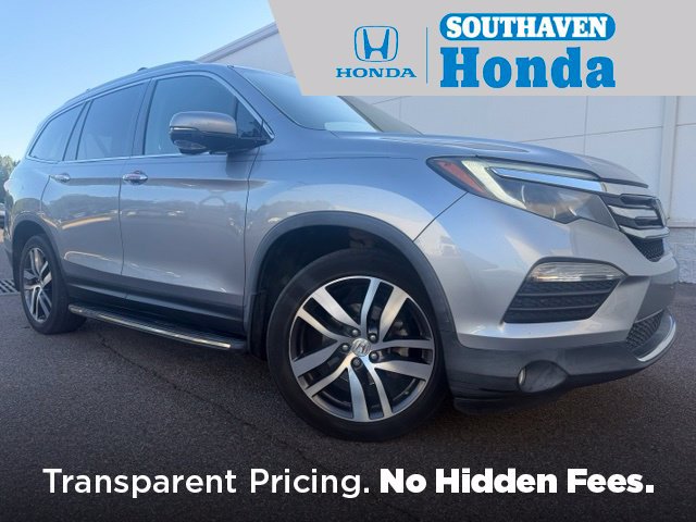 Used 2017 Honda Pilot Touring image 1