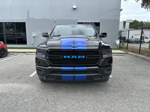 Used 2019 RAM 1500 Laramie AWD/4WD image 12