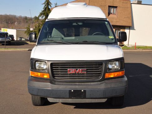 Used 2015 GMC Savana 2500 LS w/ Cold Climate Package image 4
