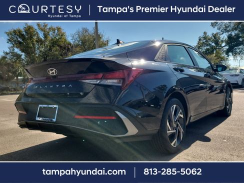 Certified 2025 Hyundai Elantra Sport w/ Cargo Package image 3