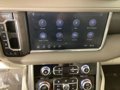 Used 2021 GMC Yukon Denali w/ LPO, Illumination Package AWD/4WD image 24