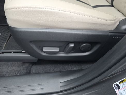 Used 2025 MAZDA CX-90 3.3 Turbo w/ Premium Sport Pkg image 13