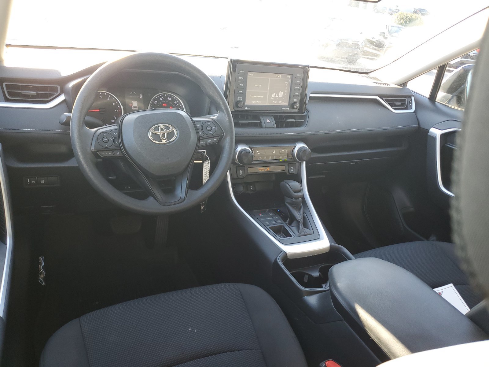 Certified 2021 Toyota RAV4 LE AWD/4WD image 10