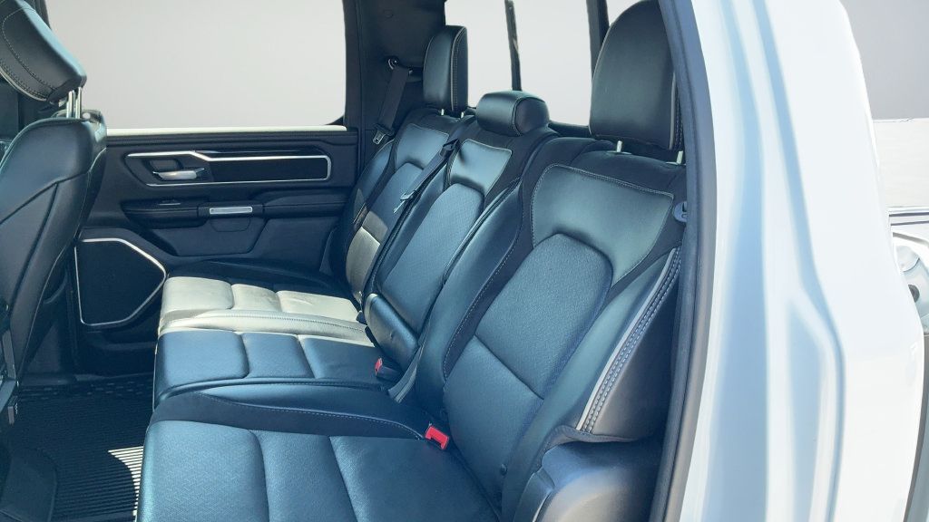 Used 2019 RAM 1500 Laramie AWD/4WD image 20