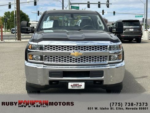 Used 2019 Chevrolet Silverado 2500 W/T image 2