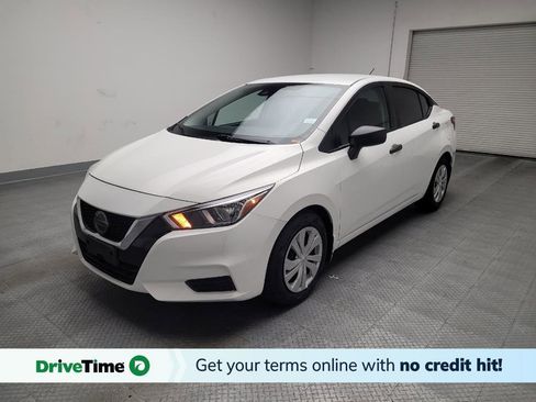 Used 2020 Nissan Versa S image 1