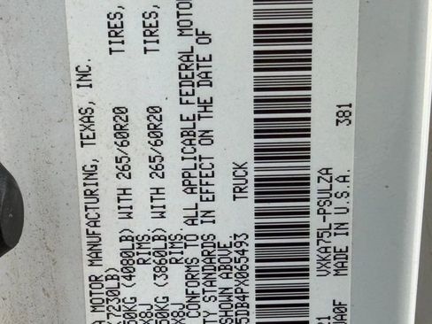 Used 2023 Toyota Tundra Limited image 34