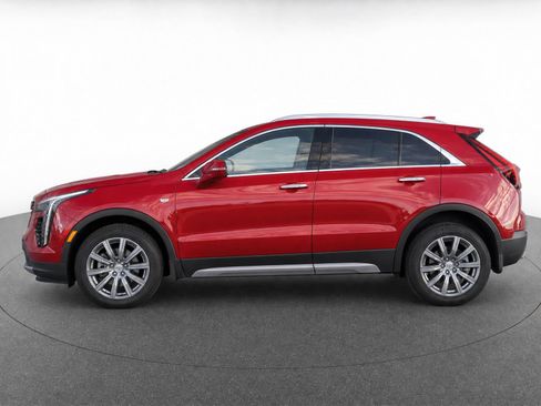 Used 2023 Cadillac XT4 Premium Luxury FWD image 6
