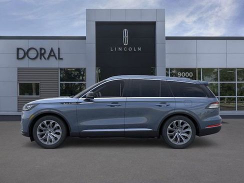 New 2026 Lincoln Aviator Reserve image 3