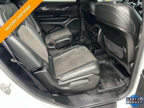 Used 2021 Jeep Grand Cherokee L Laredo AWD/4WD image 23
