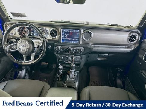 Used 2020 Jeep Wrangler Unlimited Sahara image 13