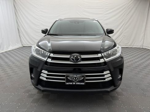 Used 2019 Toyota Highlander Limited image 2