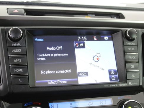 Used 2016 Toyota RAV4 Limited image 26