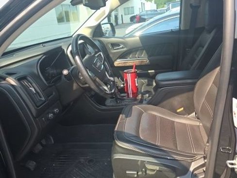 Used 2021 GMC Canyon Denali AWD/4WD image 11