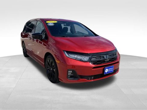 Used 2025 Honda Odyssey Sport-L image 11