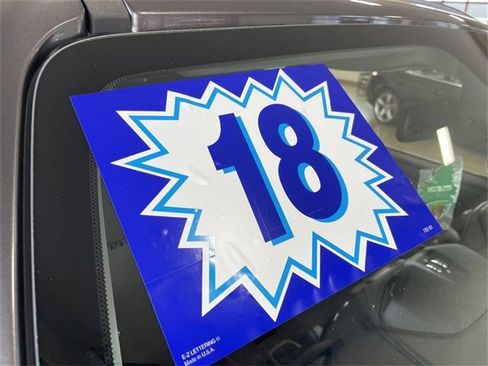 Used 2018 Jeep Renegade Sport w/ Power & Air Group image 9